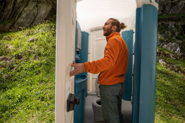 Portable Toilet Options We Offer in Brooktrails, CA