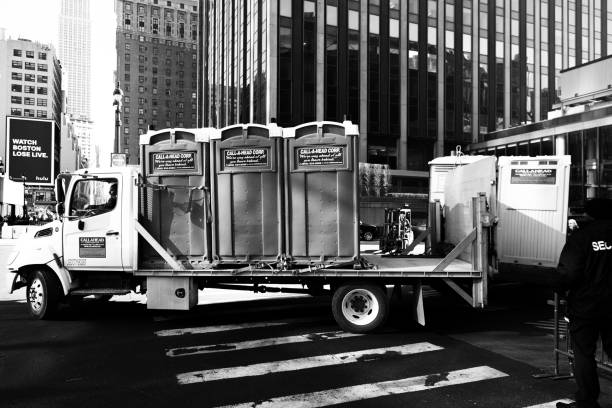 Best Porta potty delivery and setup  in Brooktrails, CA